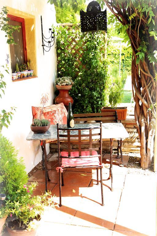 River Ebro Holidays Tivenys Room photo